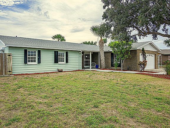 2nd image of 405 Mauna Loa Ct
