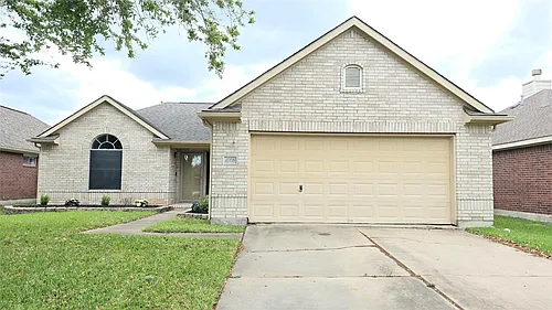 17226 Stratford Green Dr Photo 1