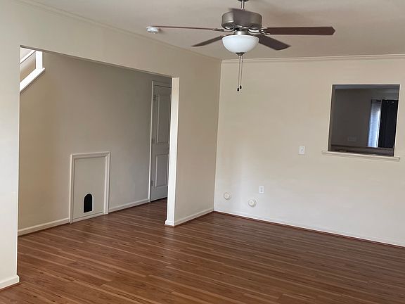 Living room (1)