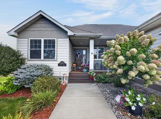 31473 Marvin Ave, Lindstrom, MN 55045