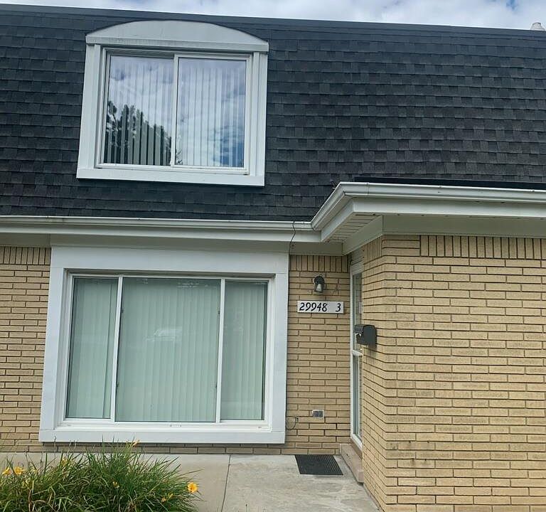 1st image of 29948 City Center Dr