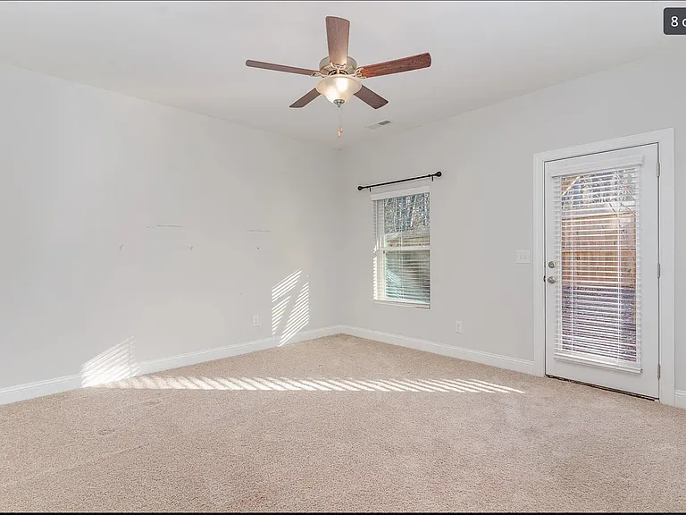 620 Parkington Ln — Photo 8