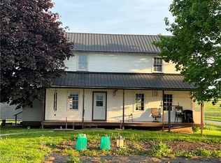7376 S Honeytown Rd, Fredericksburg, OH 44627