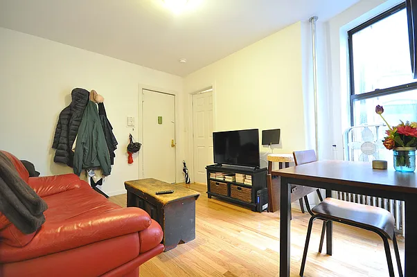 Rented by Compass | media 15