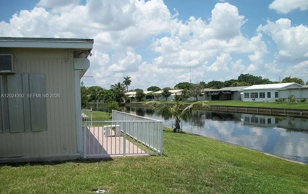 Mainlands Of Tamarac Lake — Photo 4