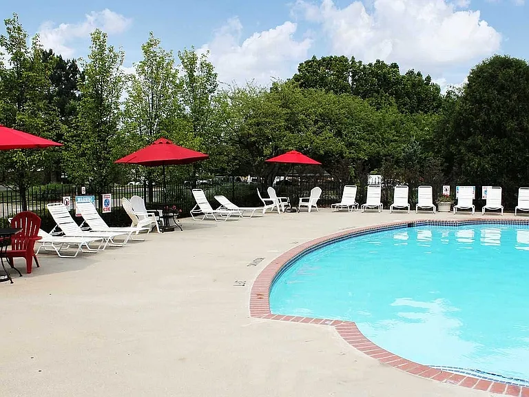 Beachwalk Pool-2