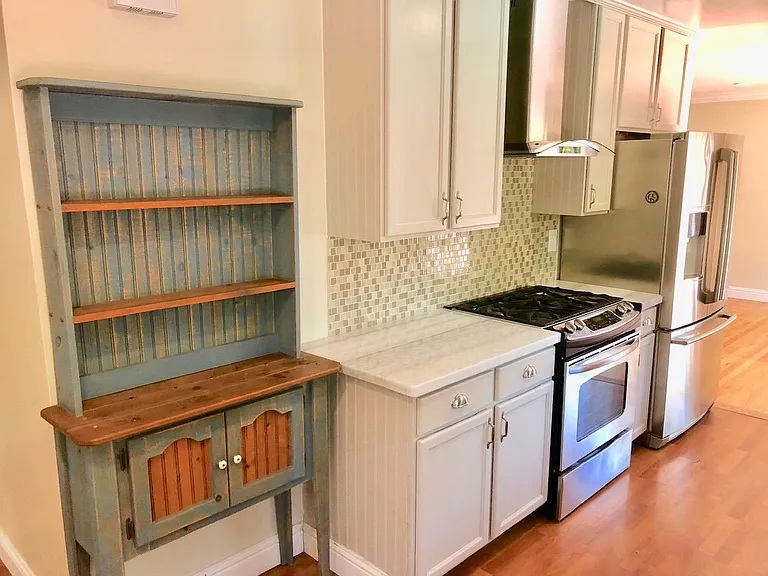 600 Francis Dr — Photo 8