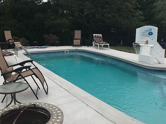 5th image of 8948 Kennemer Cir NW