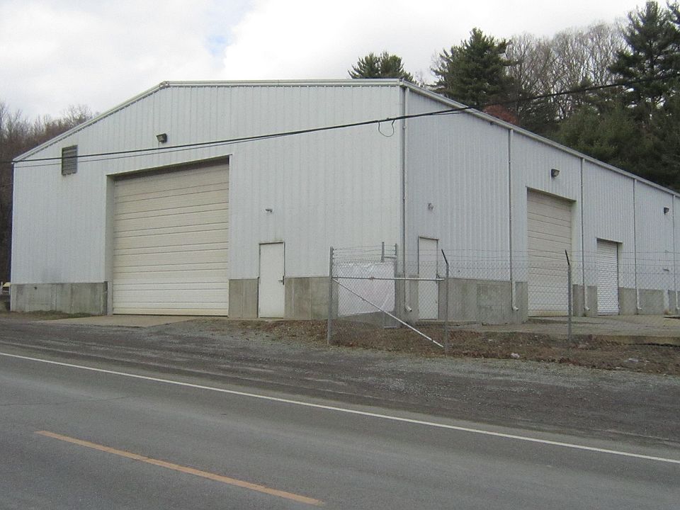 2nd image of 14978 E Liverpool Rd