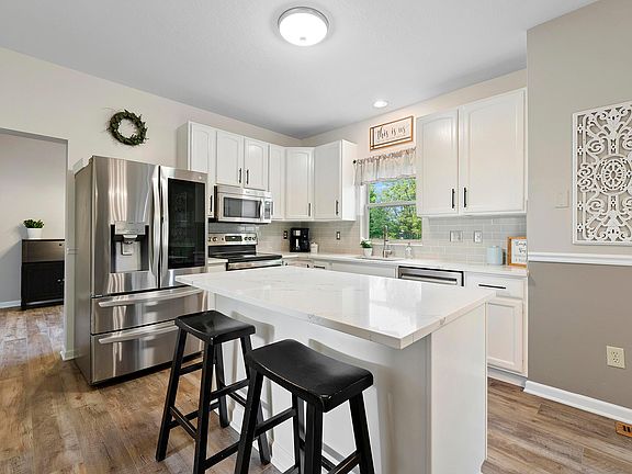5th image of 4540 Trailane Dr