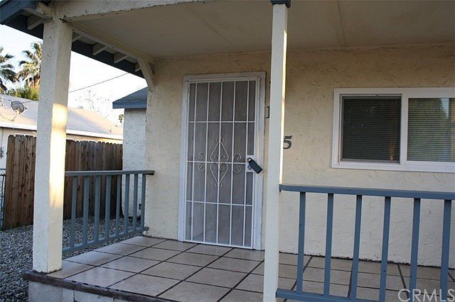 1st image of 155 E 9th St