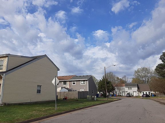 5th image of 296 Thalia Trace Dr