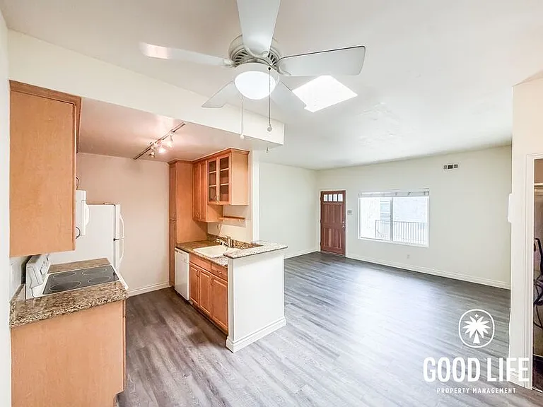 4461 Park Blvd #5 — Photo 5