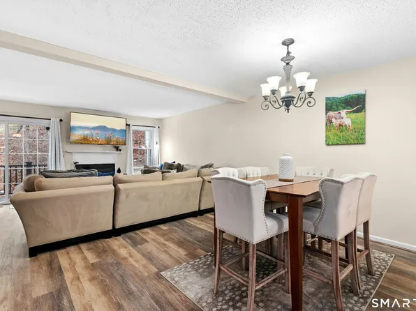 55 Mill Plain Road #19-3, Danbury, CT 06811