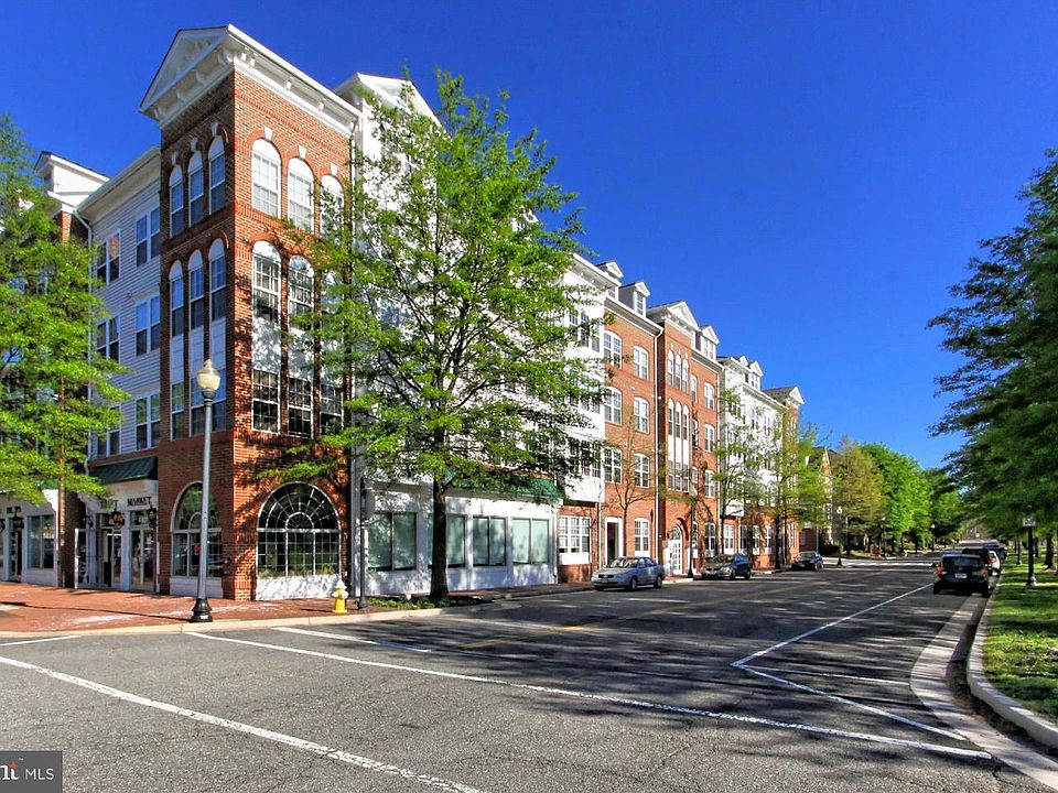 1st image of 171 Somervelle St APT 208