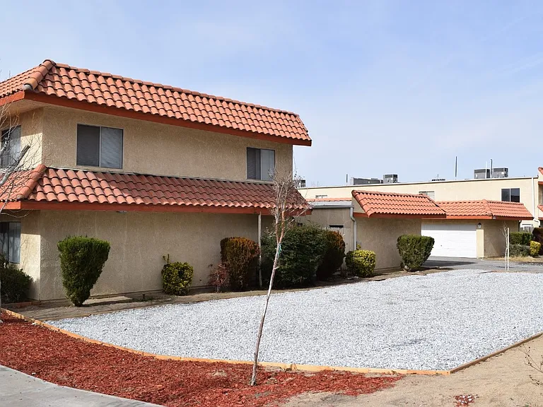 15774 Tuscola Rd #7 — Photo 4