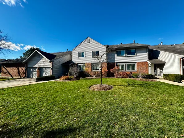 123 Morningside Ln E #0, Buffalo Grove, IL 60089