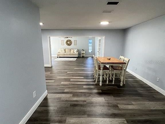 2nd image of 1433 Joel Ln