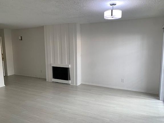 4th image of 1810 Prosser Ave APT 2