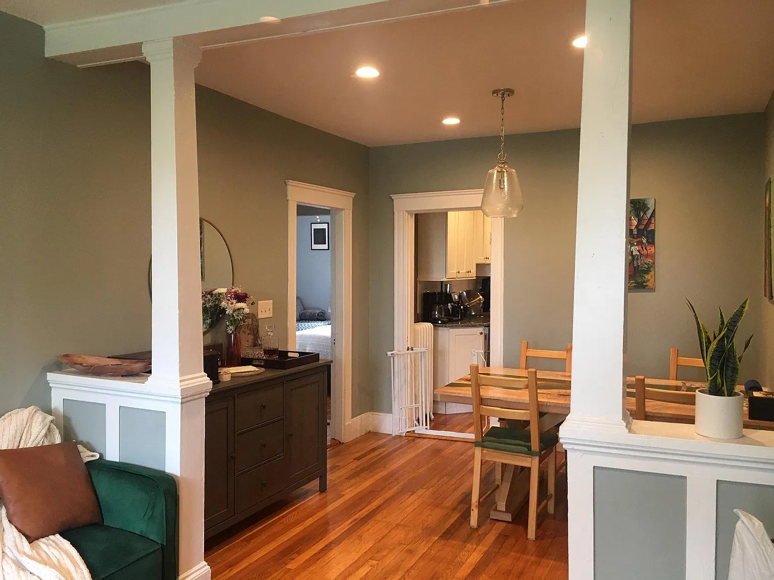 2 bed, 1000 sqft, $3,000 — Photo 1
