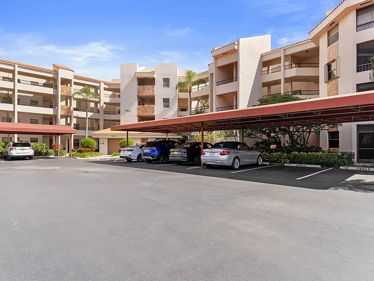 7507 La Paz Blvd #407 — Photo 3