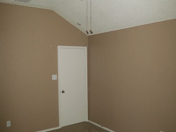 2nd image of 210 Iberis Dr