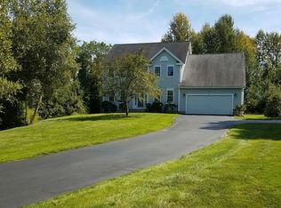 24 Wildwood Dr, Southborough, MA 01772