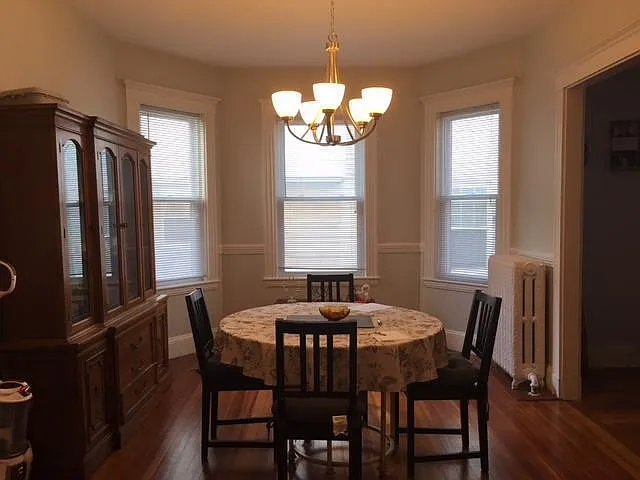 37 Bartlett Cres — Photo 12