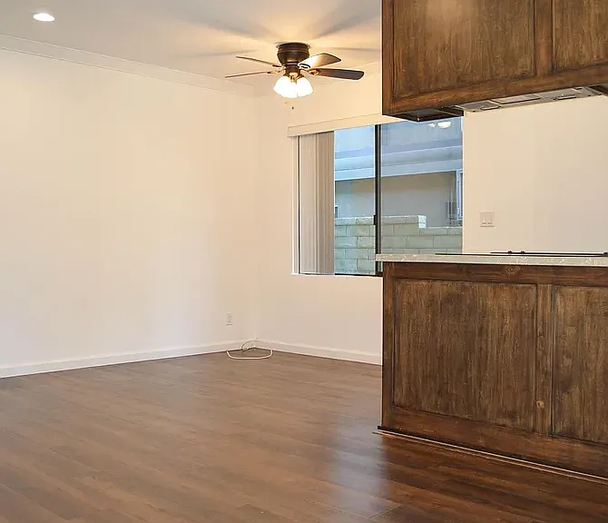1832 Purdue Ave #102 — Photo 5