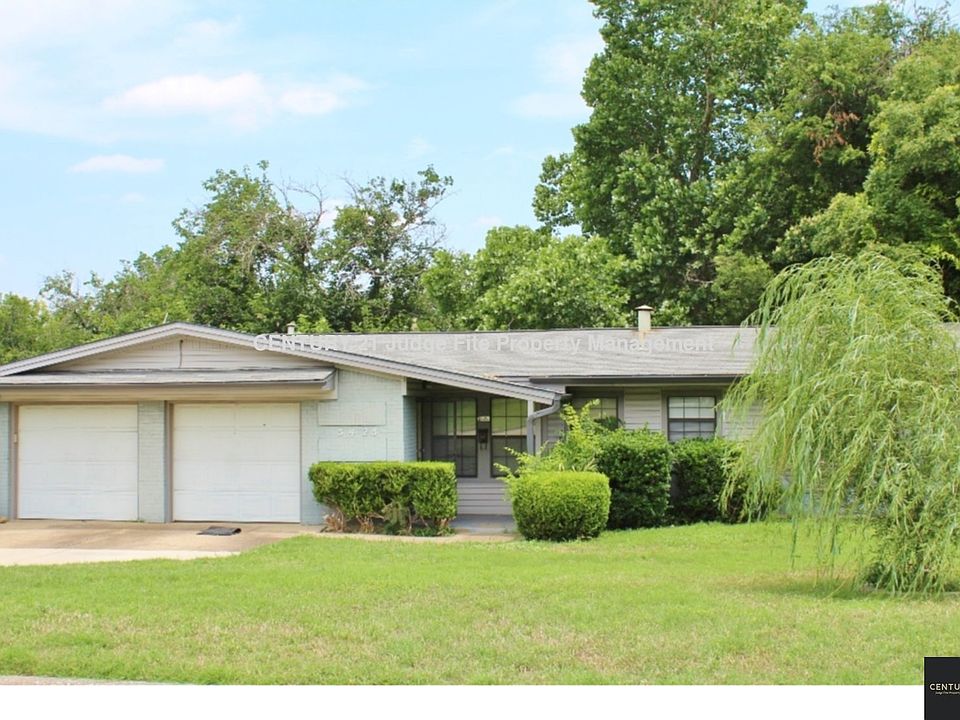 1st image of 5425 Wedgmont Cir N