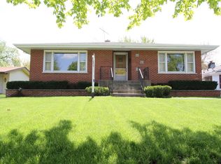 2825 Woodworth Pl, Hazel Crest, IL 60429