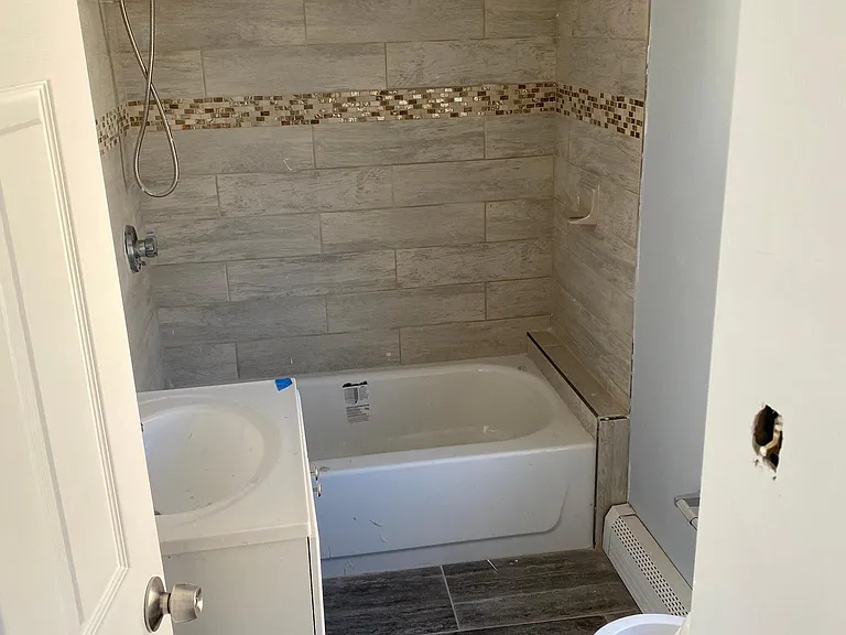 17 Washburn St #2 — Photo 8
