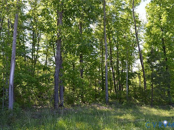 5th image of 11160 Beaver Bridge Rd