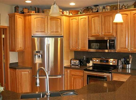 3rd image of 4002 Pheasant Dr