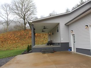 467 Bradford Rd, Burnsville, NC 28714