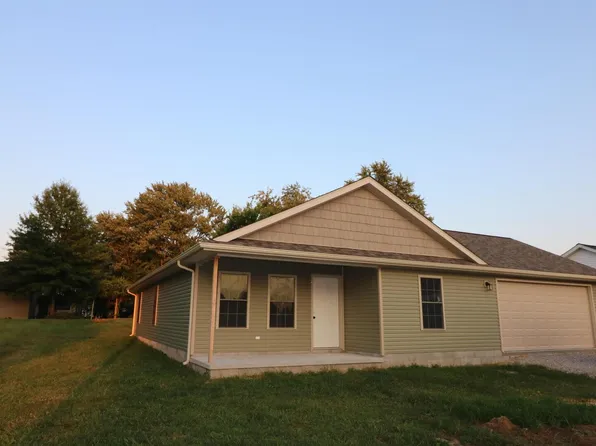 304 S Pennsylvania St, Carterville, IL 62918