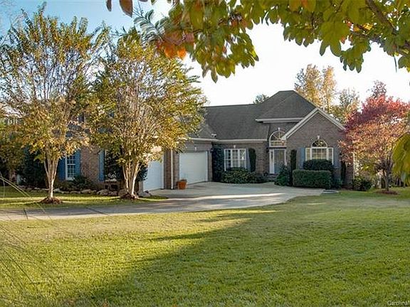 4th image of 179 Eagle Chase Ln