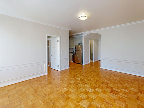 3rd image of 1870 Pacific Ave #502