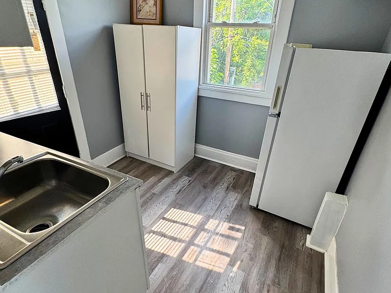 548 Radnor Ave — Photo 24