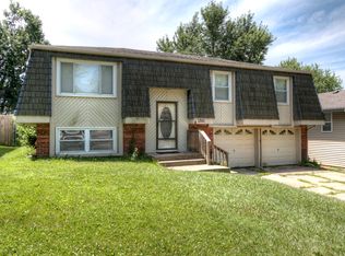1301 NW 66th Ter, Kansas City, MO 64118