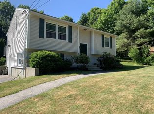 974 Guelphwood Rd, Southbridge, MA 01550