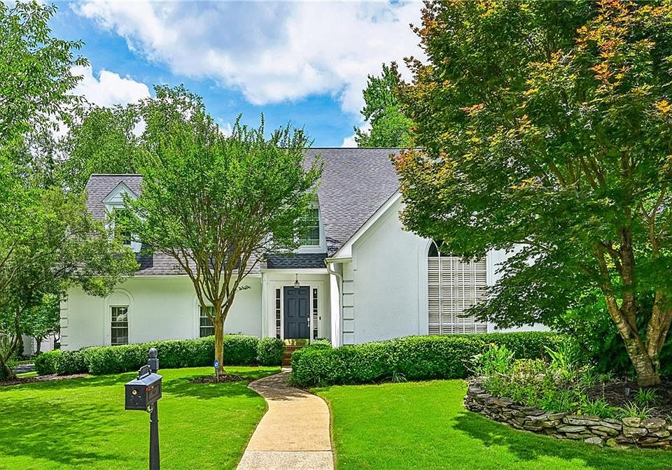 1st image of 1175 Chalfont Walk NE