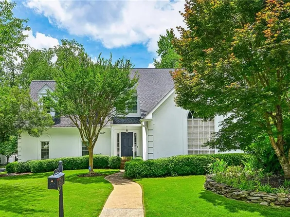 1175 Chalfont Walk NE, Atlanta, GA 30319
