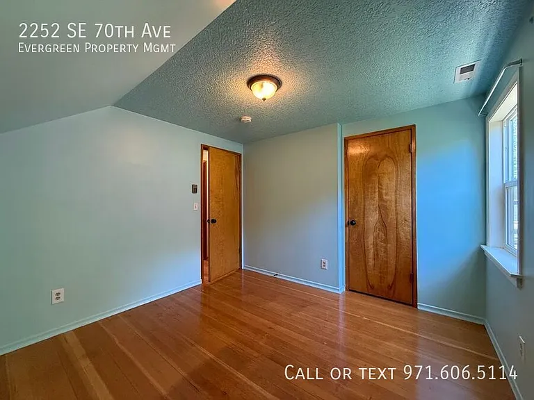 2252 SE 70th Ave — Photo 30