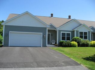 49 Lone Pine Ln, Yarmouth, ME 04096