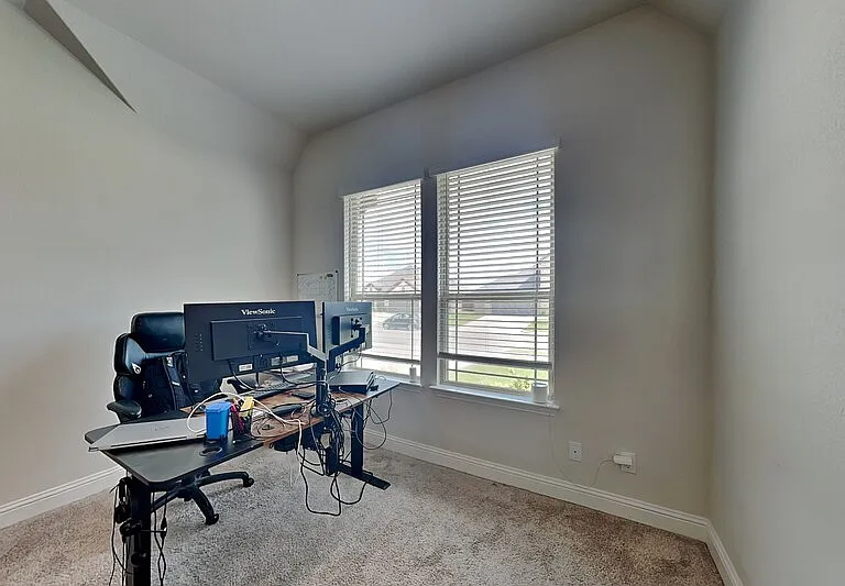 335 Chapel Hill Dr — Photo 15