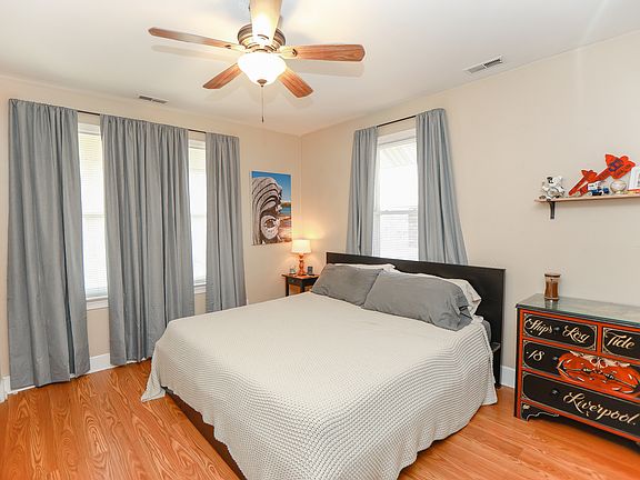 5th image of 1610 Hampton Blvd #B