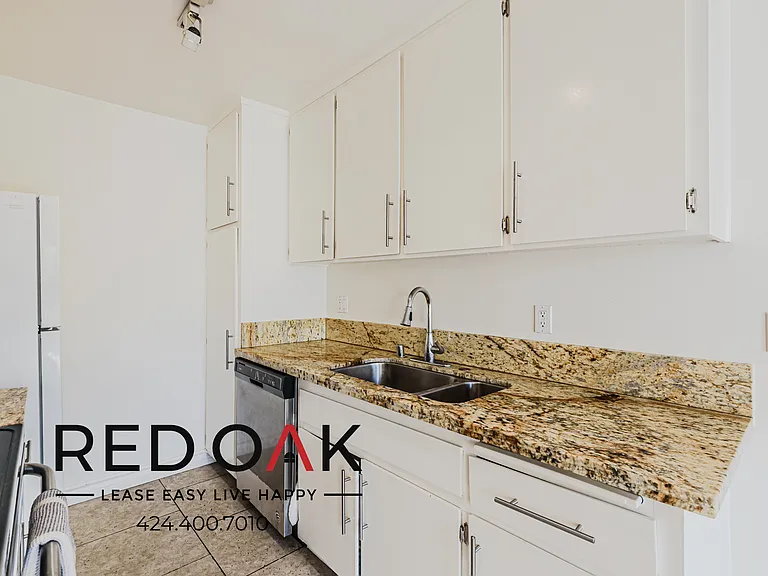 1543 10th St #3 — Photo 10