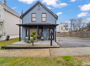 734 Charles St, Perth Amboy, NJ 08861