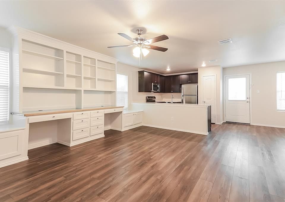 1st image of 5213 Longshadow Dr #5213